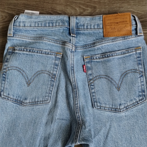 Levis Wedgie Straight Leg Jeans 25 - Picture 7 of 9